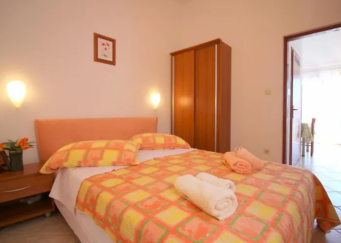 Daire Radin Near The *